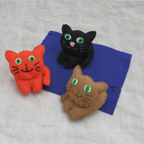 Image of ButtonBag Kitten Crew Sewing Kit - Fiesta Crafts