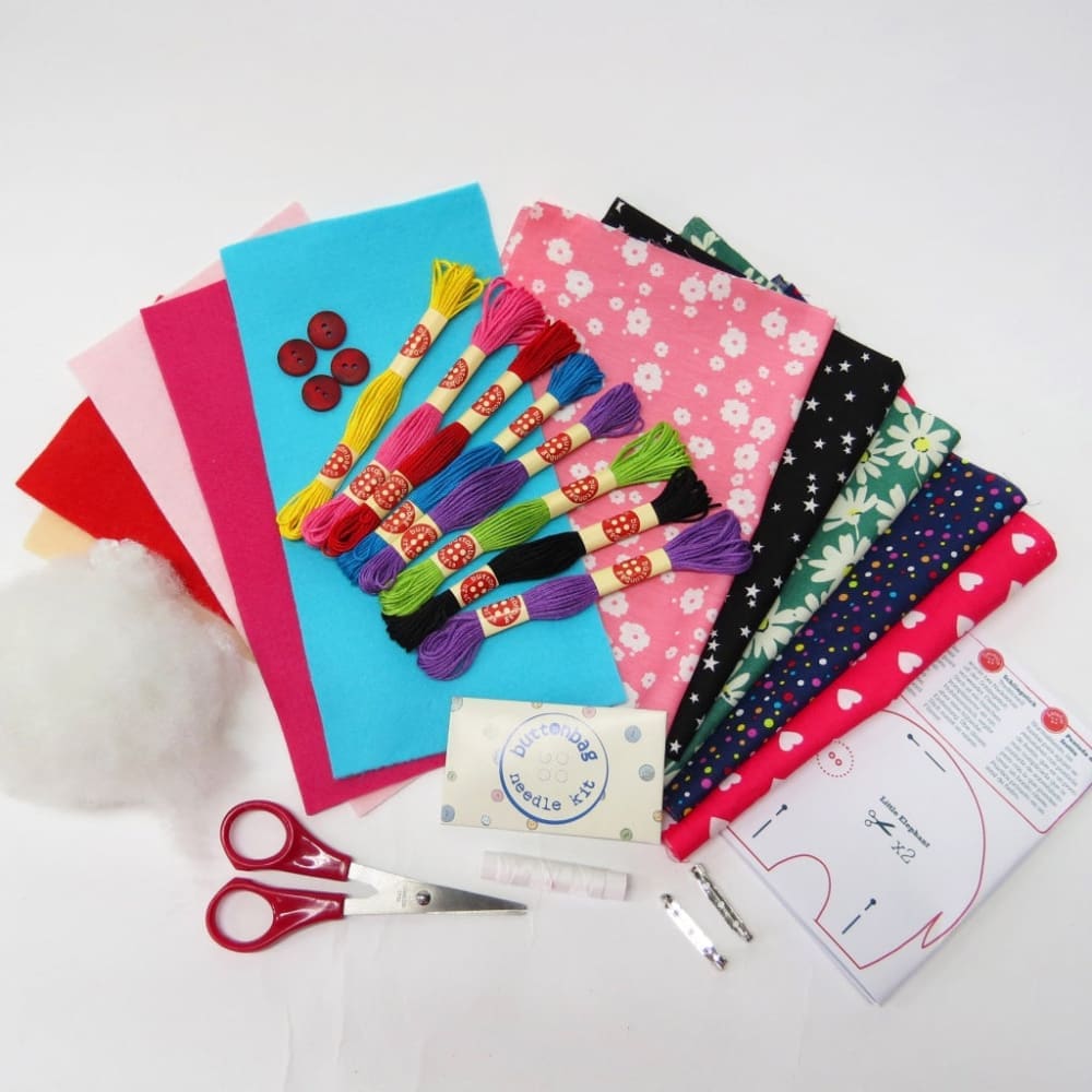 Buttonbag Learn How to Sew Suitcase - 5060304350312