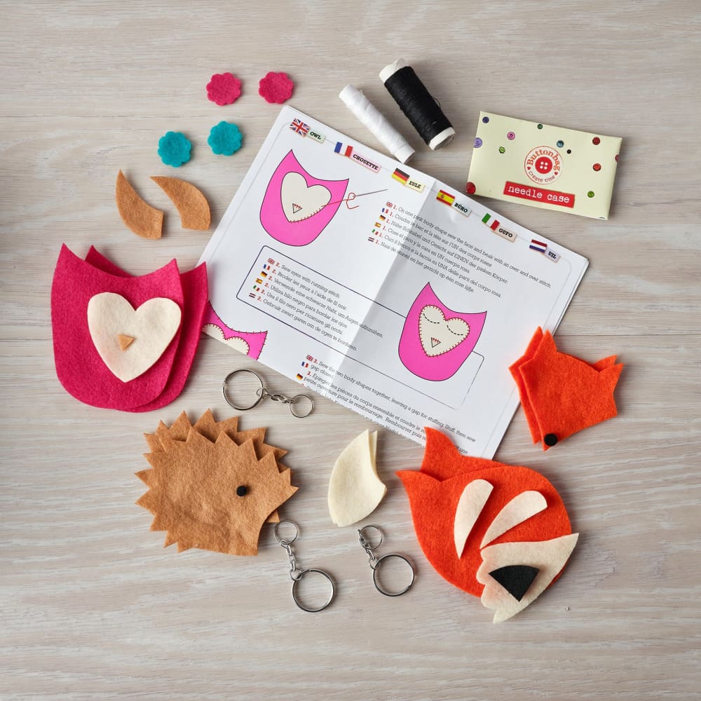 ButtonBag Sleepy Friends Animal Making Kit - Fiesta Crafts
