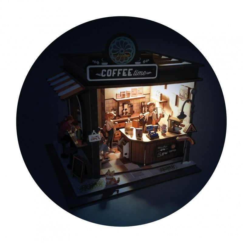 Café diorama Wooden Build Kit