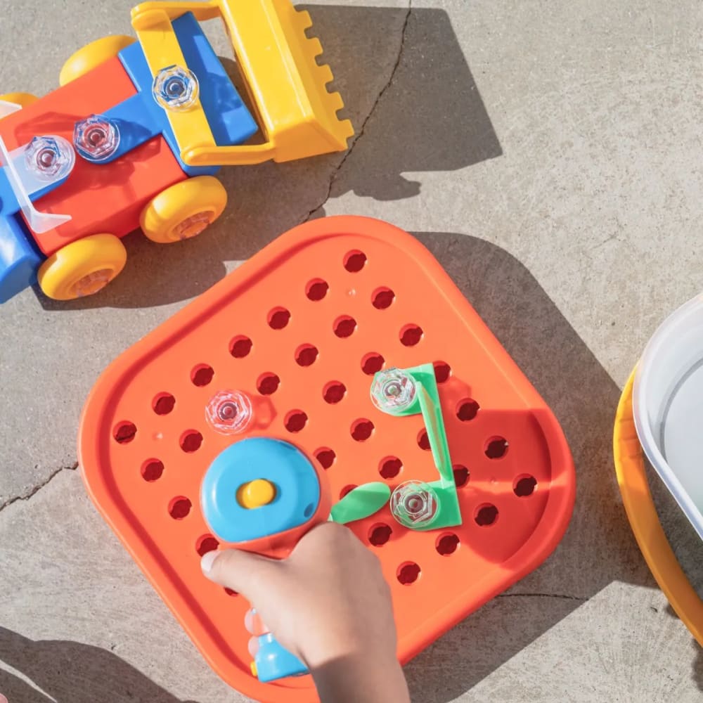 Design & Drill® Build-It Bucket™ - Learning Resources