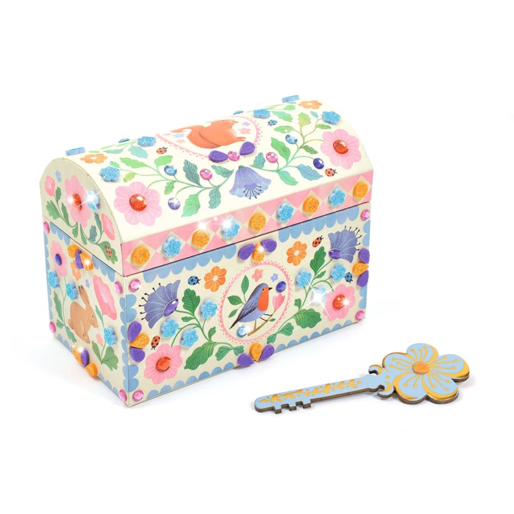 DIY Precious Treasure Chest - Djeco