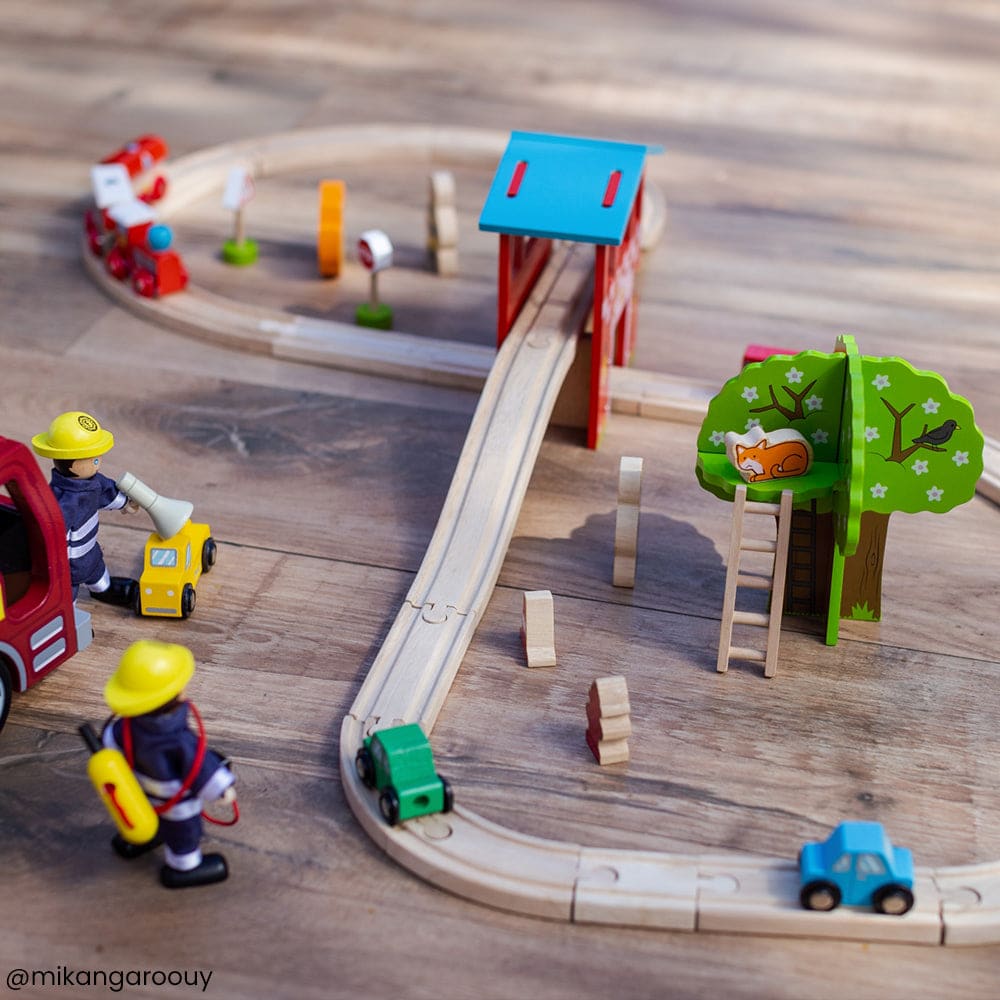 Bigjigs fire station shop