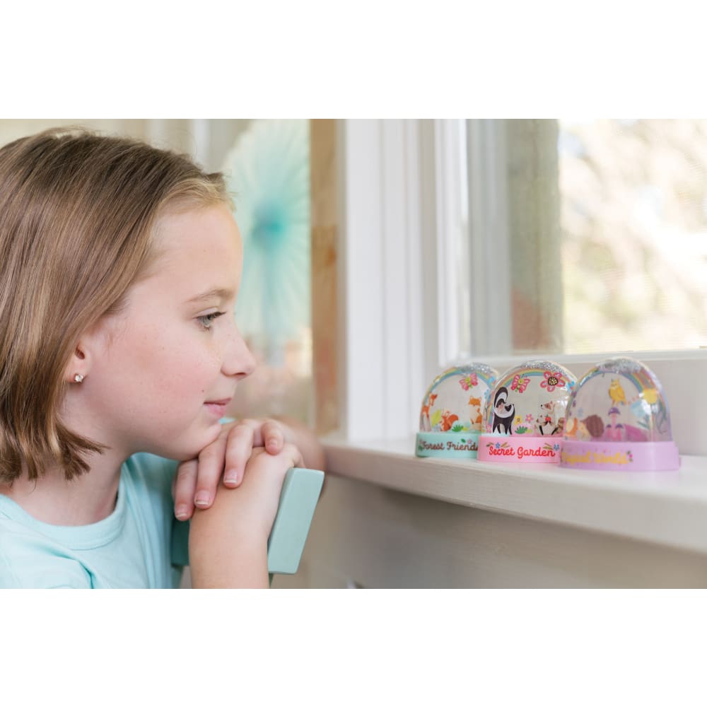 Glitter Rainbow Snow Domes - 4M Great Gizmos