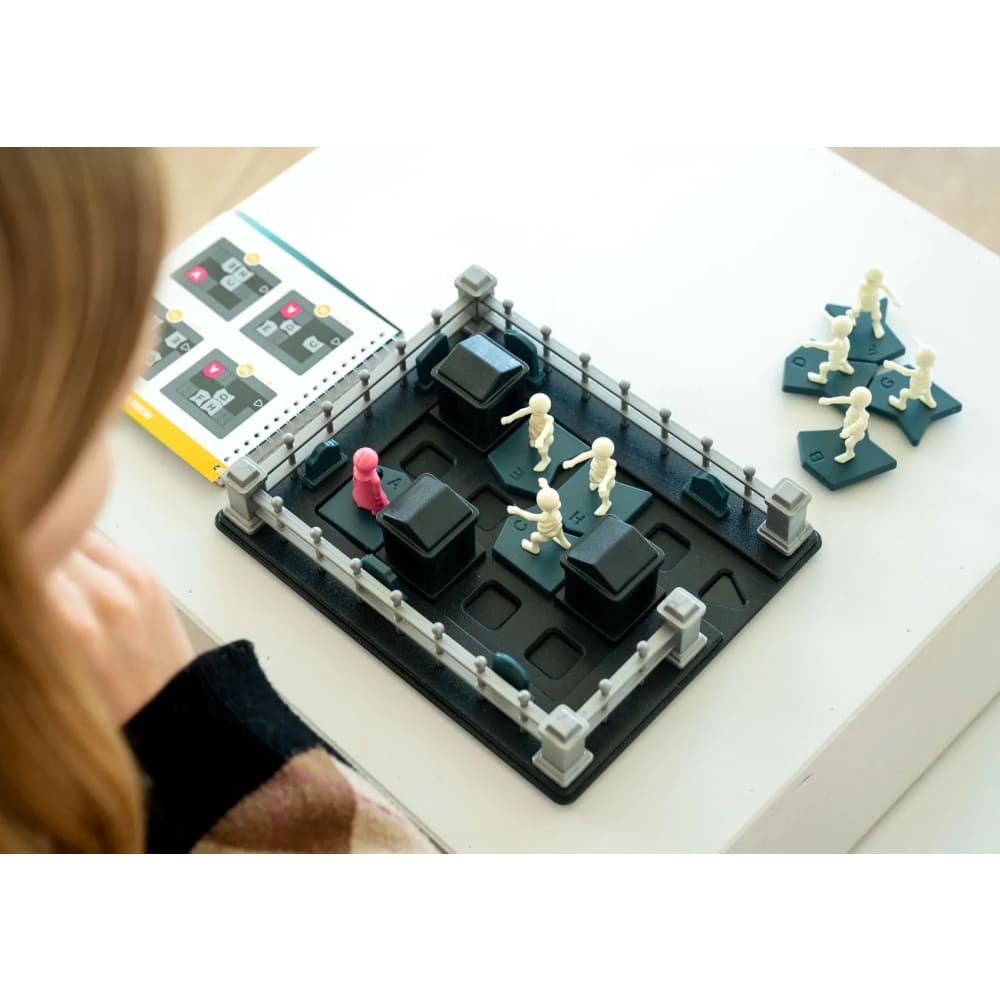 Graveyard Shift Puzzle Smart Games
