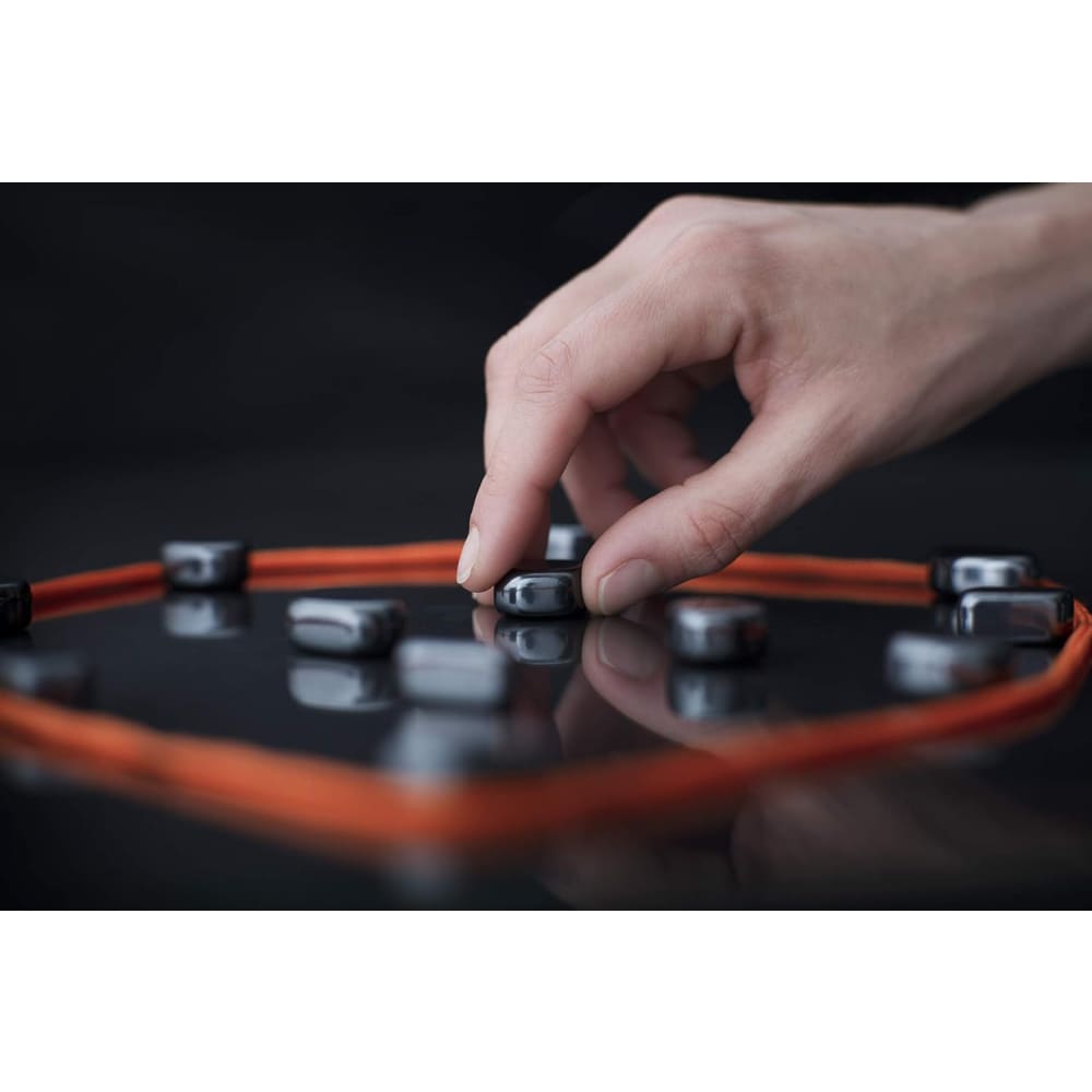 Kluster Magnetic Game - Big Potato Games