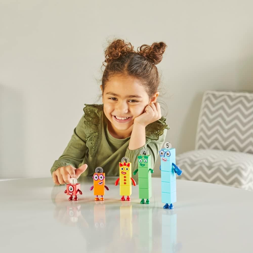 Play figures top