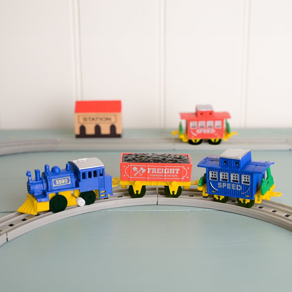 Wind Up Train Set Kit in a Tin - Apples to Pears