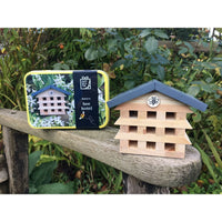 Build a Bee Hotel Gift in Tin - Apples to Pears 5050588010071