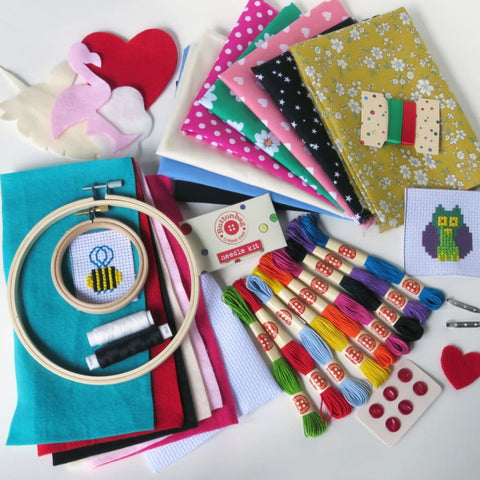 Image of Buttonbag Bumper Sewing and Embroidery Suitcase - Kits