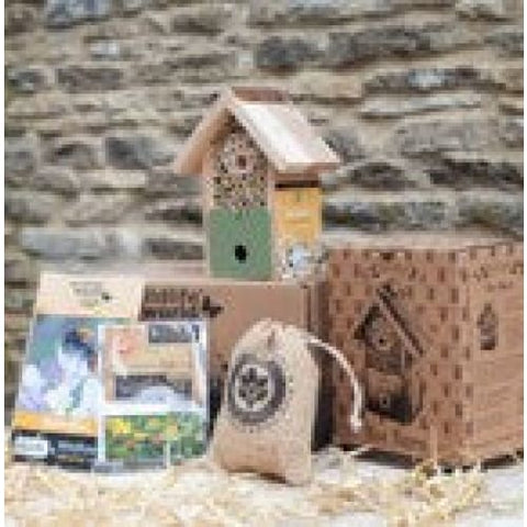 Image of For the love of Bees Gift Pack - Wildlife World 679505021843