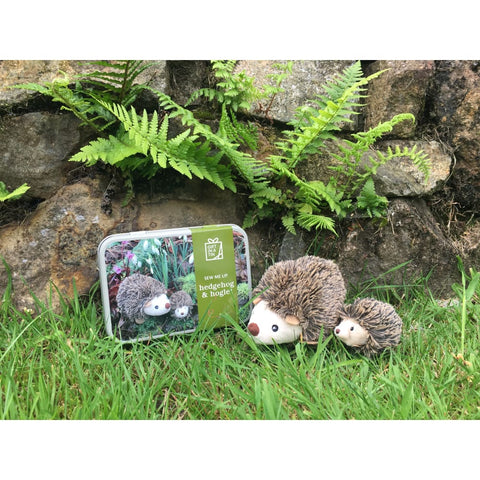 Image of Hedgehog & Hoglet Sew Me Up Gift in a Tin - Apples to Pears 5050588008306